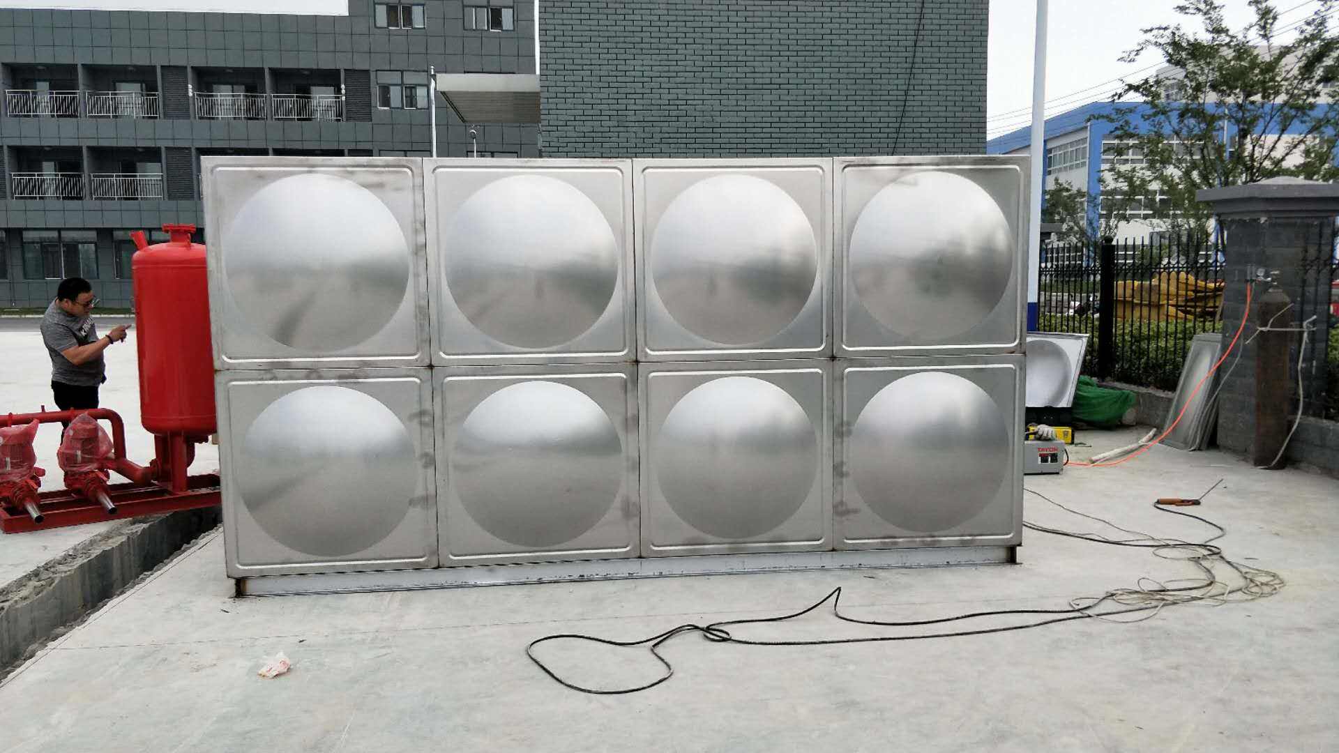 不銹鋼水箱的質量好壞都是由哪些方面決定的？
